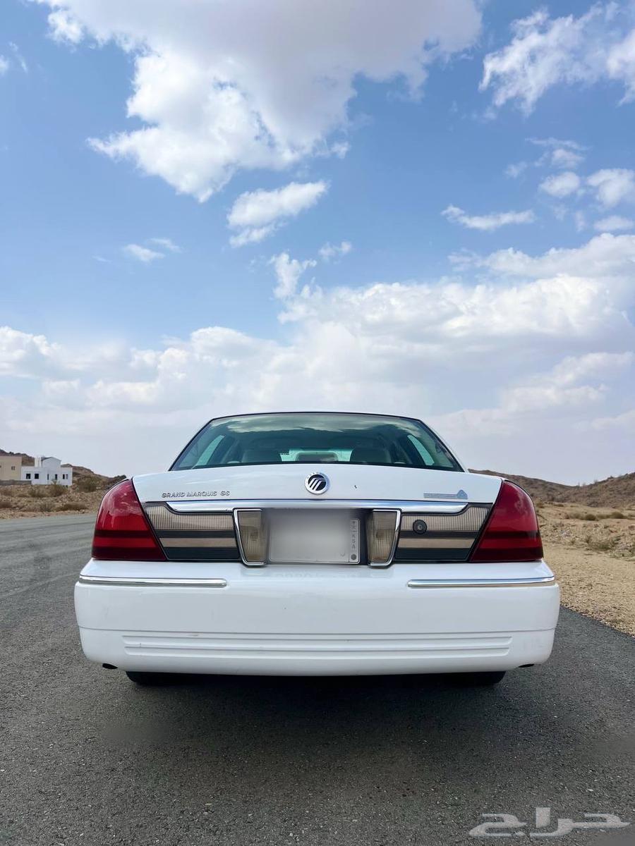 فورد جراند ماركيز GS ابيض قمه في النظافه64624119541377111