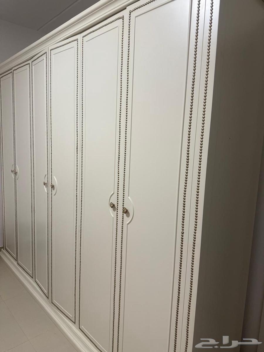 غرفة نوم رئيسيه حاله ممتازه من مفروشات المطلق سبب البيع الن64457514544641112