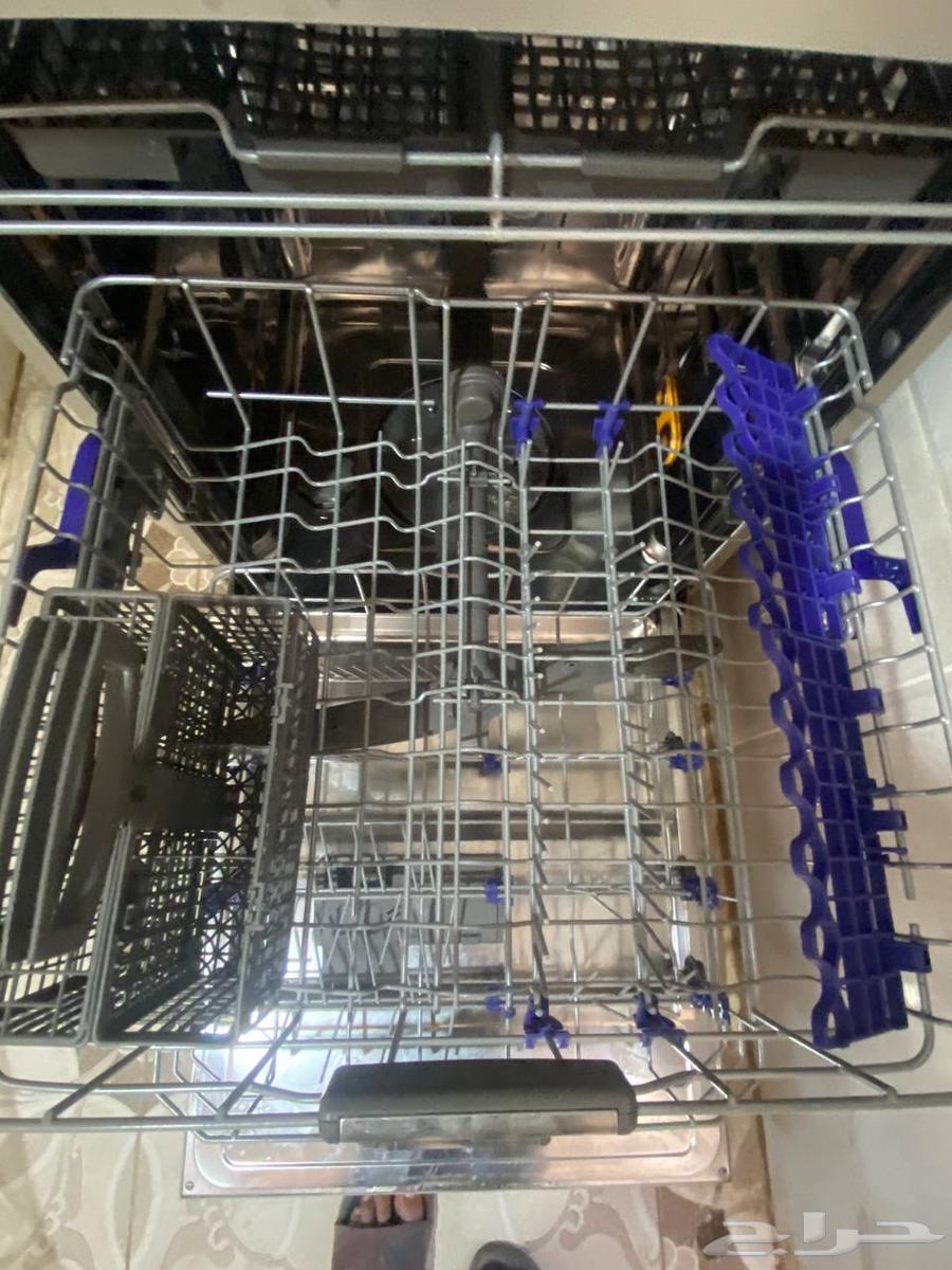 للبيع غسالة صحون ال جي  نظيفة64457405506562111