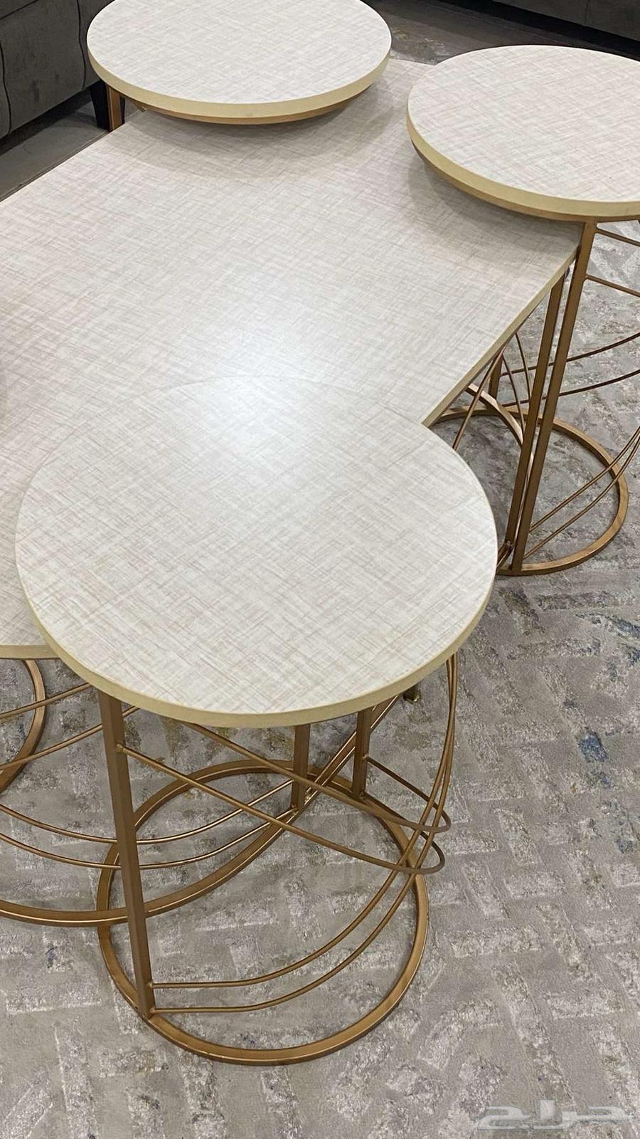 Tables64470484128898111