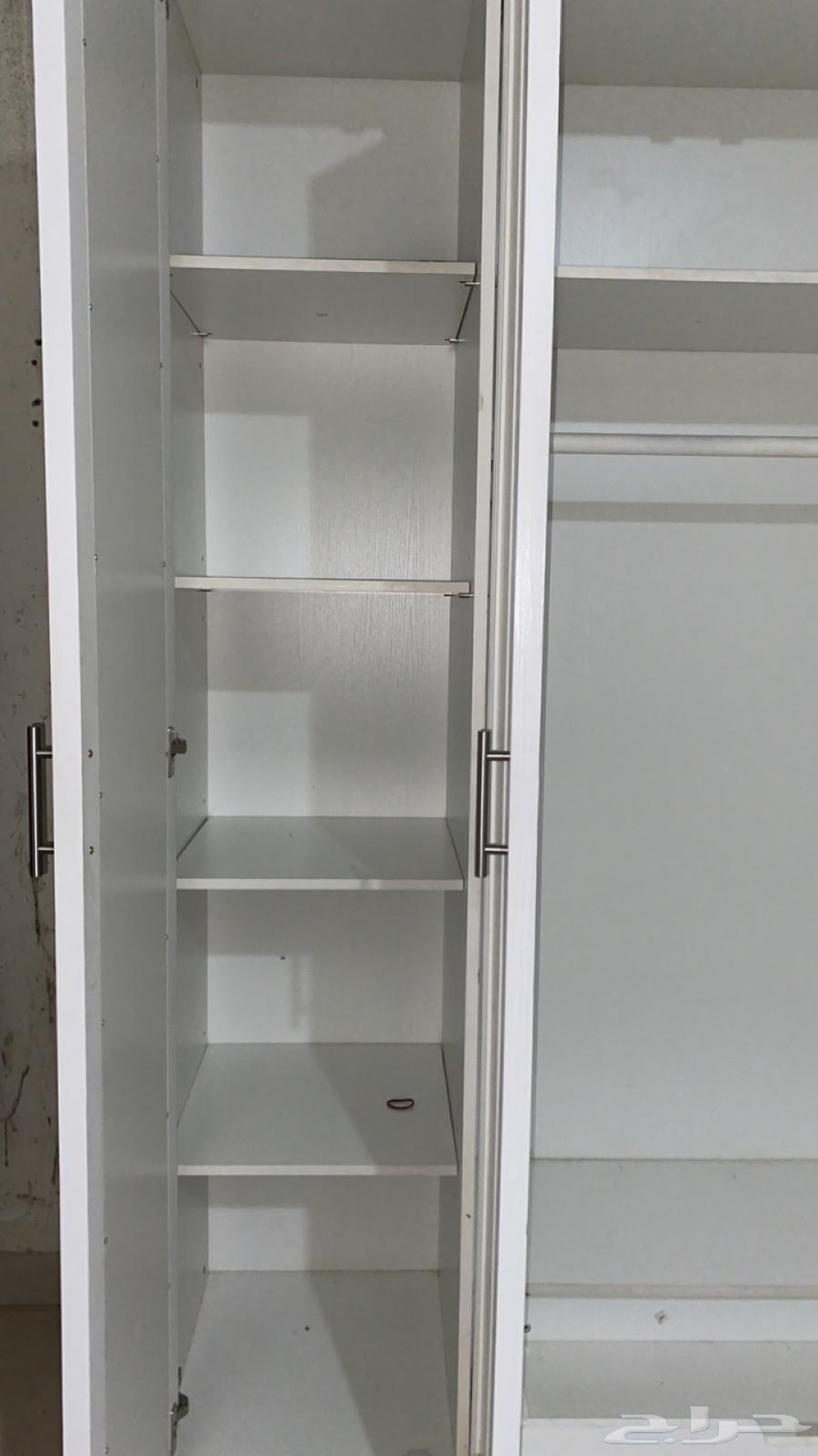 دولاب من مفروشات الرقيب للبيع64470223685762111