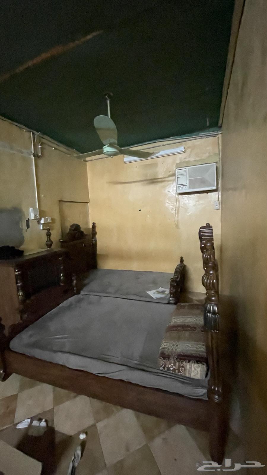 للبيع عرفه خشب كامله نفرين64467690548225112