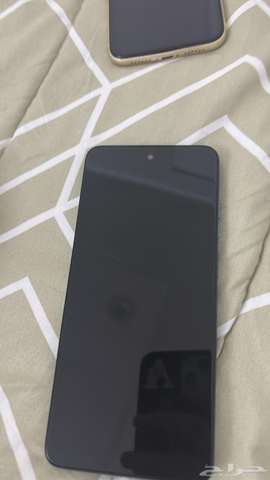 Motorola 128 GB, clean, used only two weeks64468831592835110