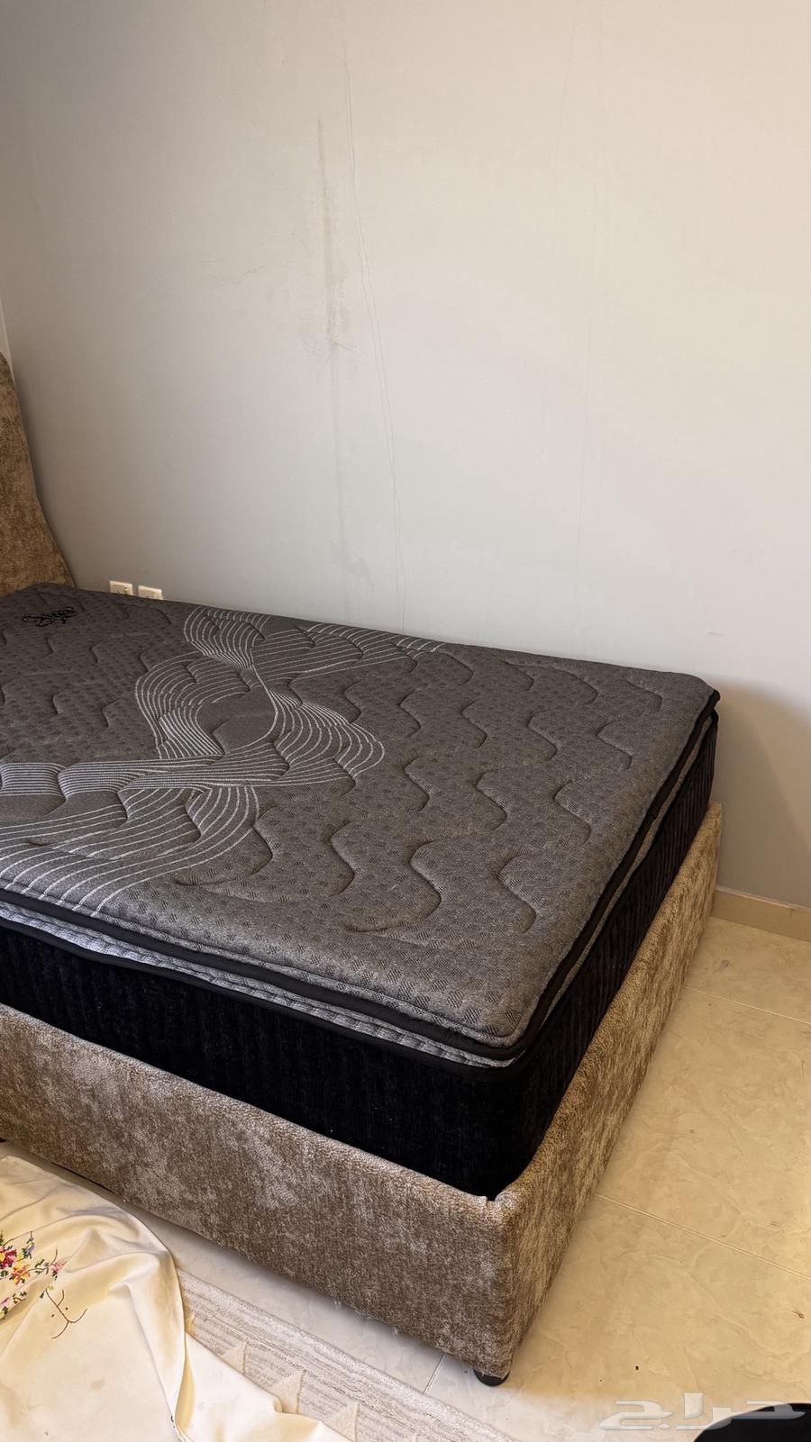 سرير جديد للبيع64469753457537111