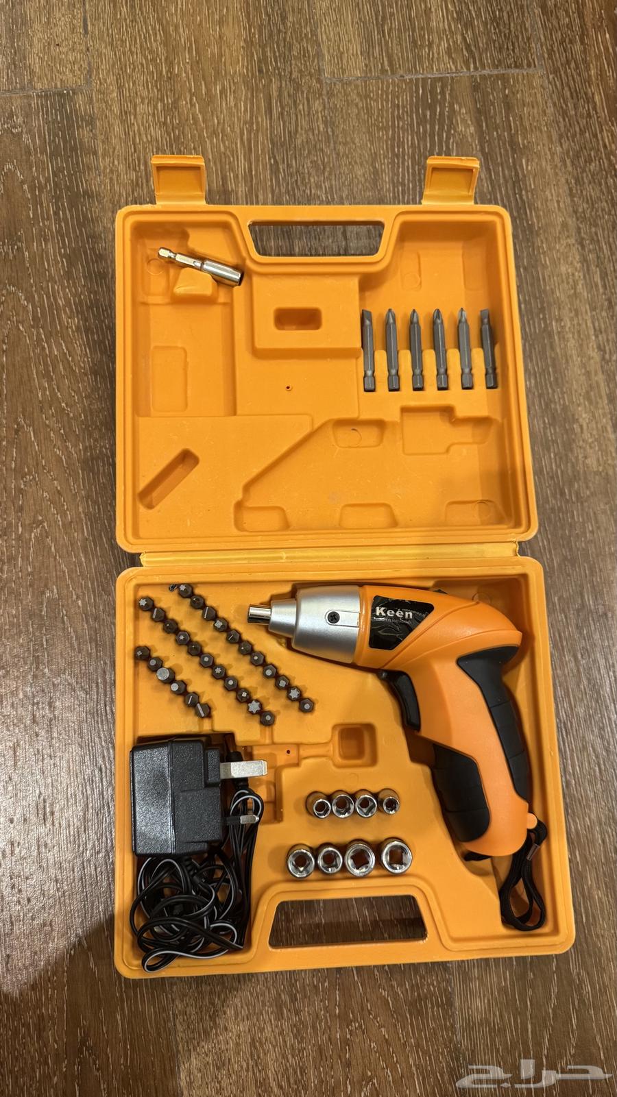 Tool bag with drill64468453913345114