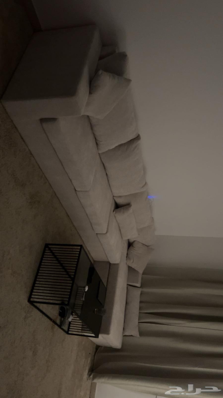 كنب ايكيا شبه جديد64468594984578110