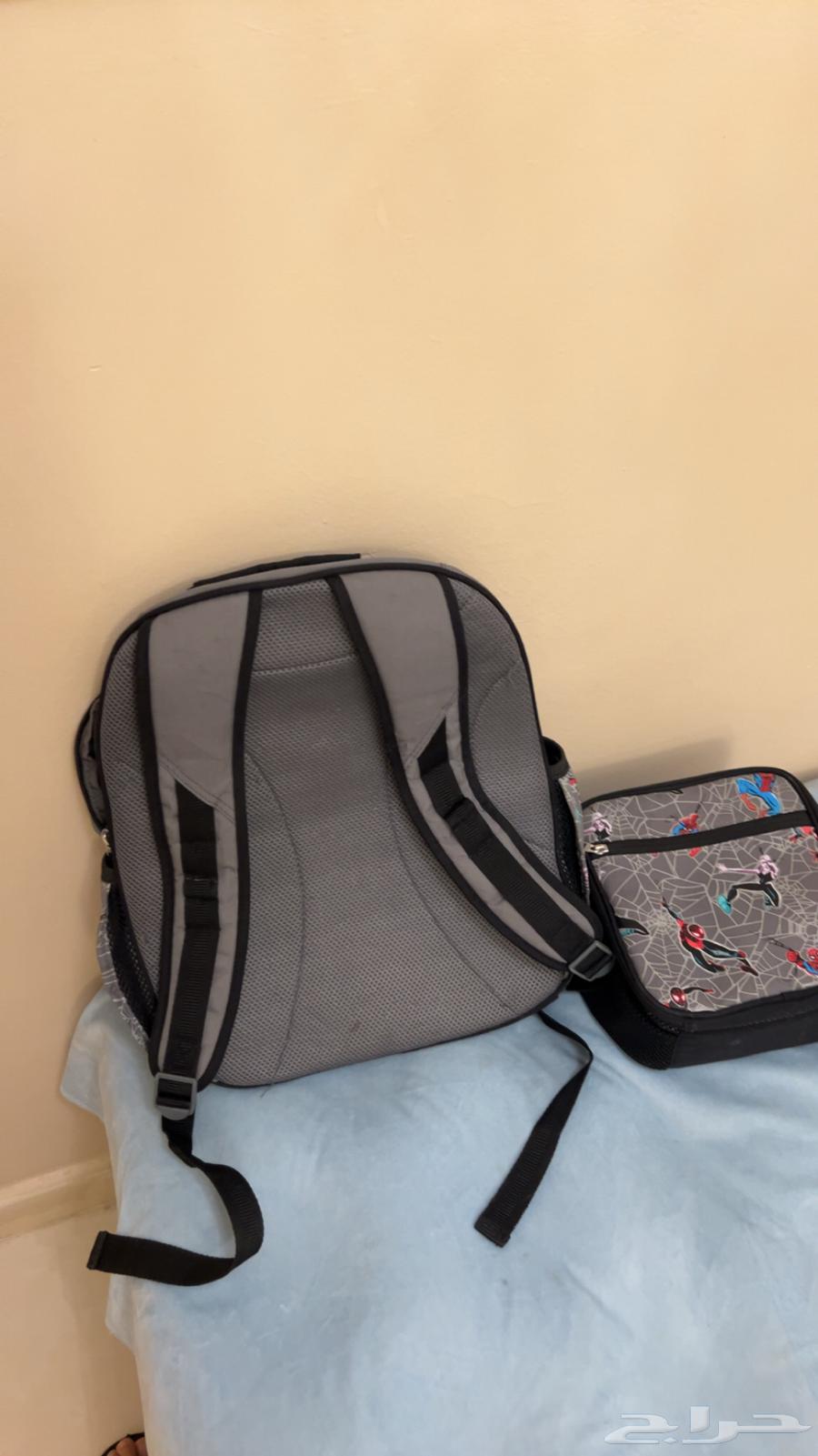 شنطة من بوتري بارن نظيفة جدا64466684111106110