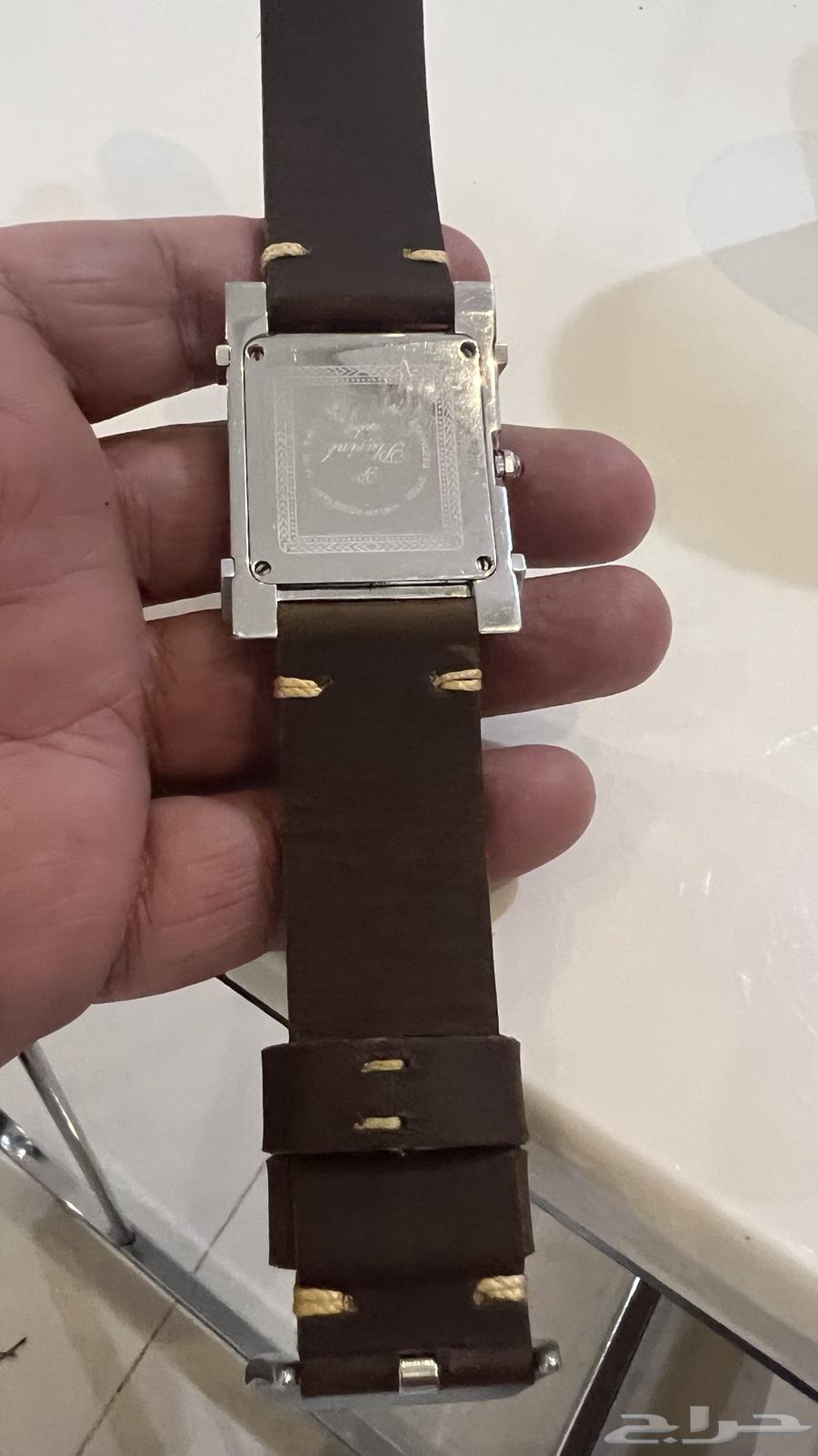 ساعة بلورين سويسري اصلي64470717994242113