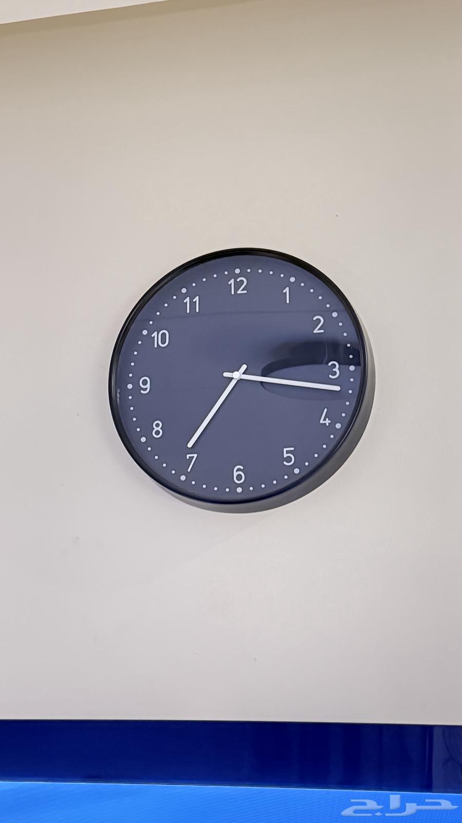 للبيع ساعة حائط أنيقة64470402008578111