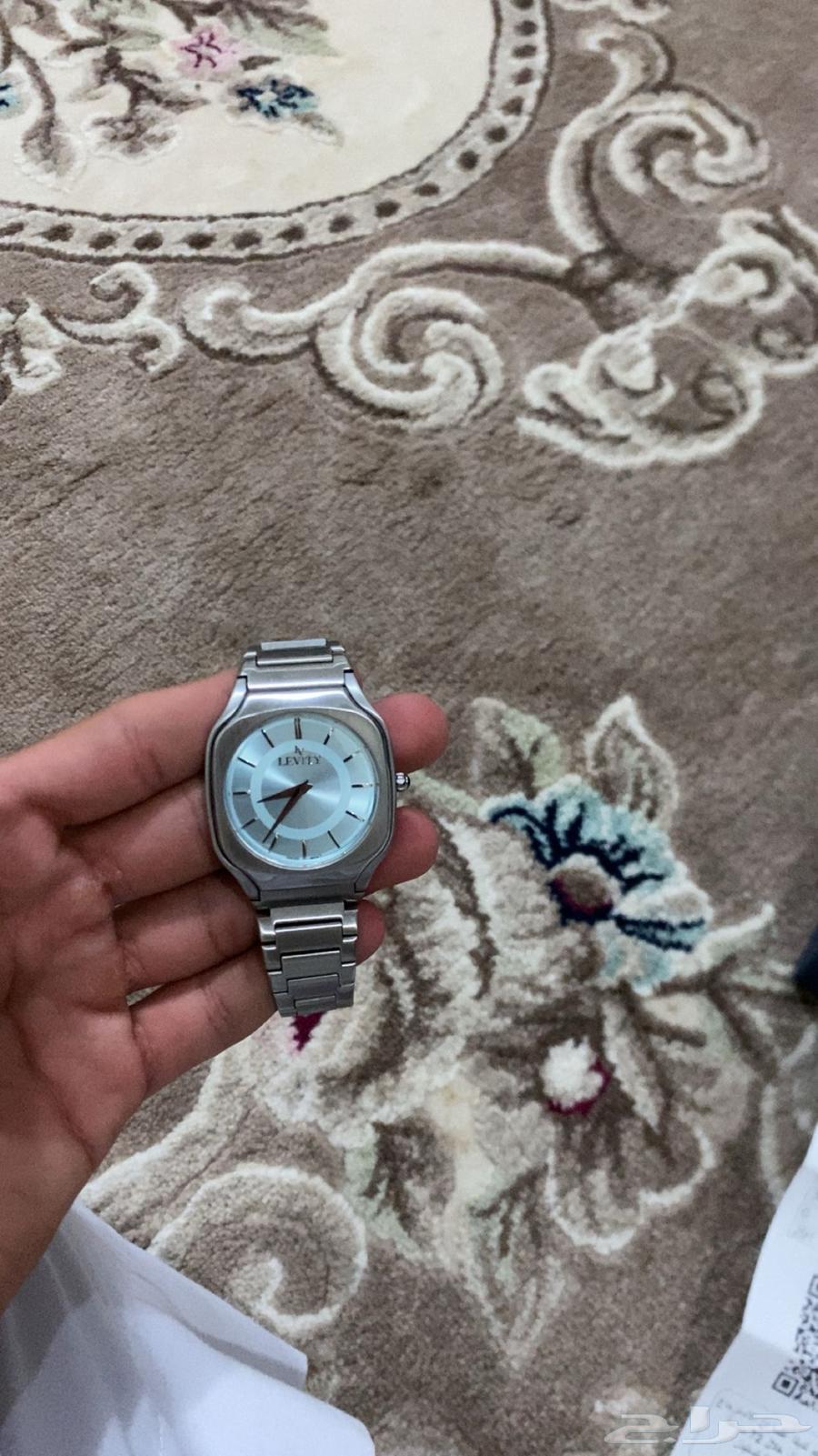 ساعه البيع اصليه سعرها بالمحل 970 ومعاها ضمان سنتين64470401982849111