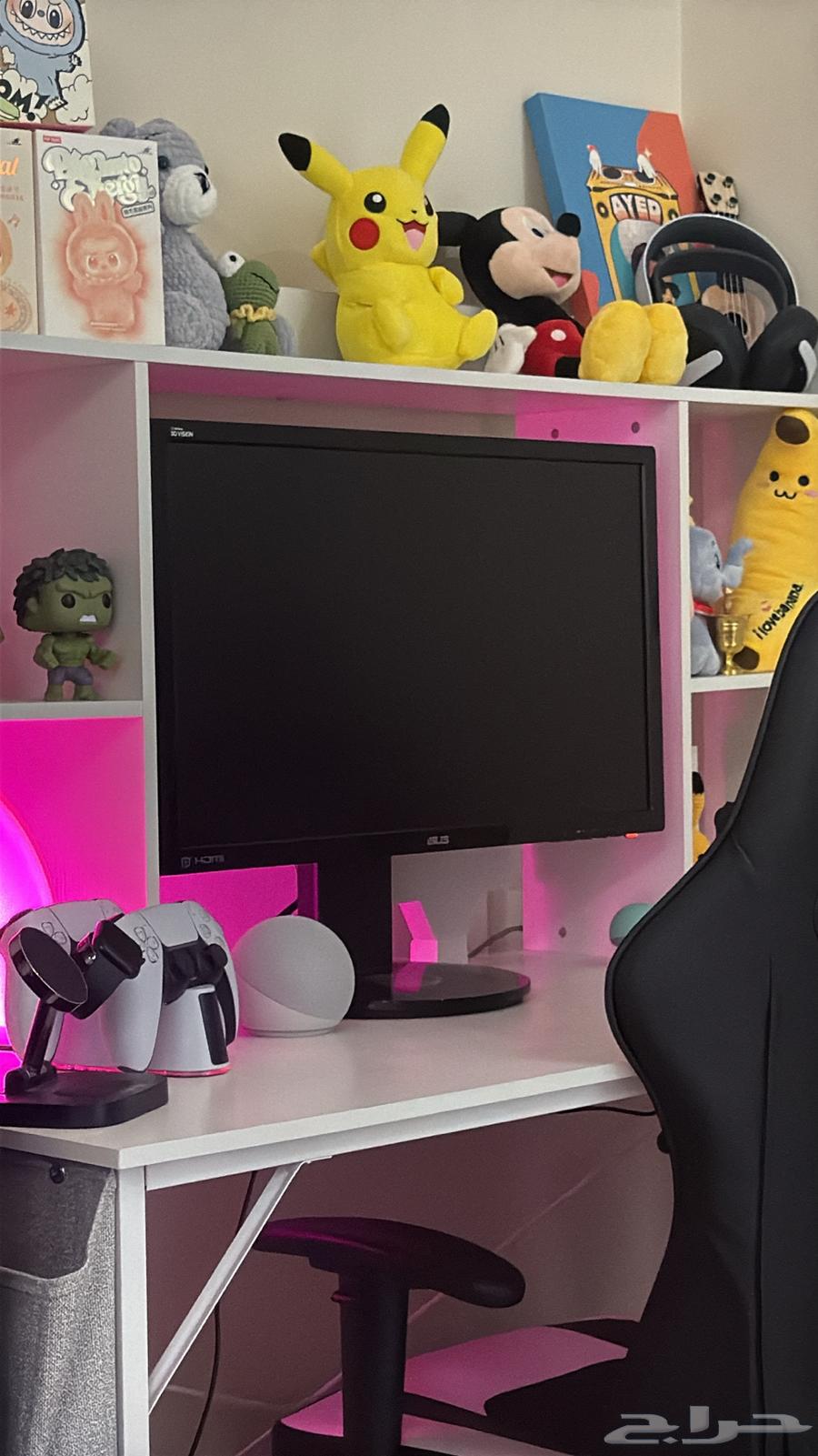 شاشة قيمنق حجمها 2464466808781443110