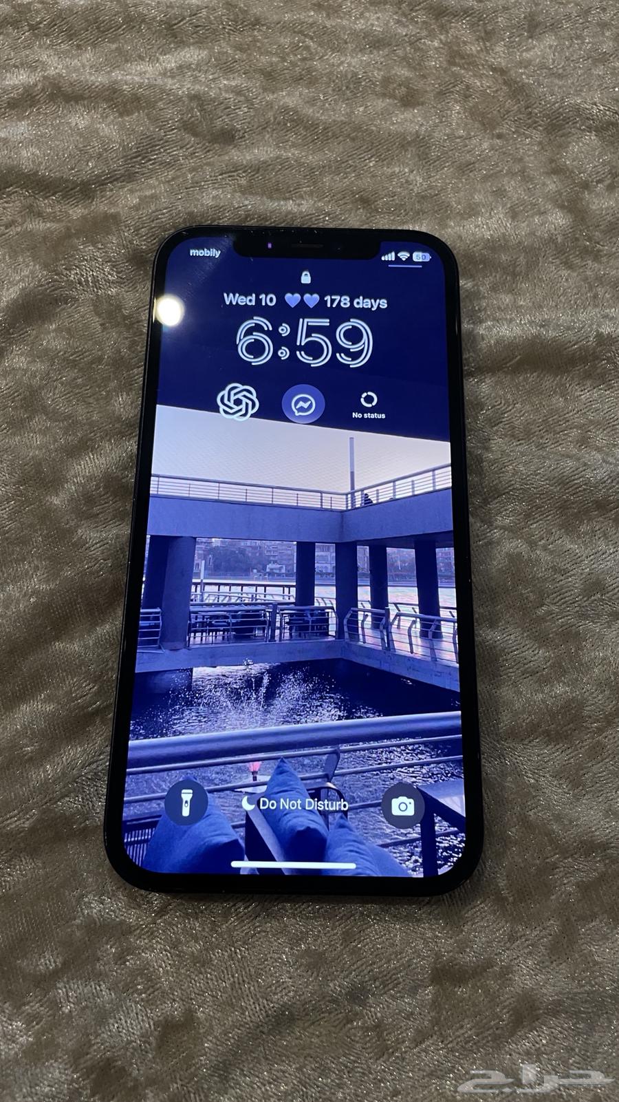 iPhone 12 للبيع64469599379074110