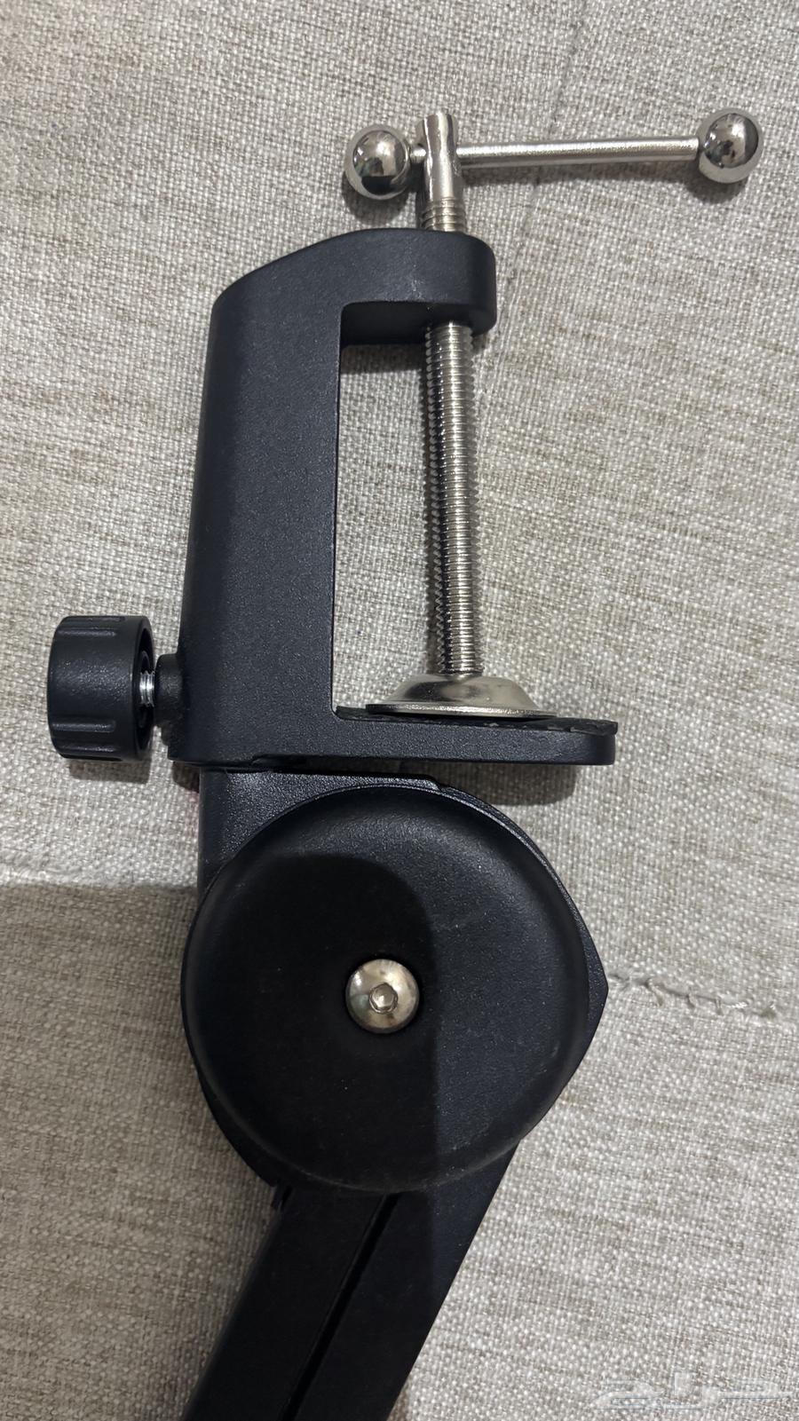 Sound Isolator with Microphone Stand and XLR Cable64469404099074112