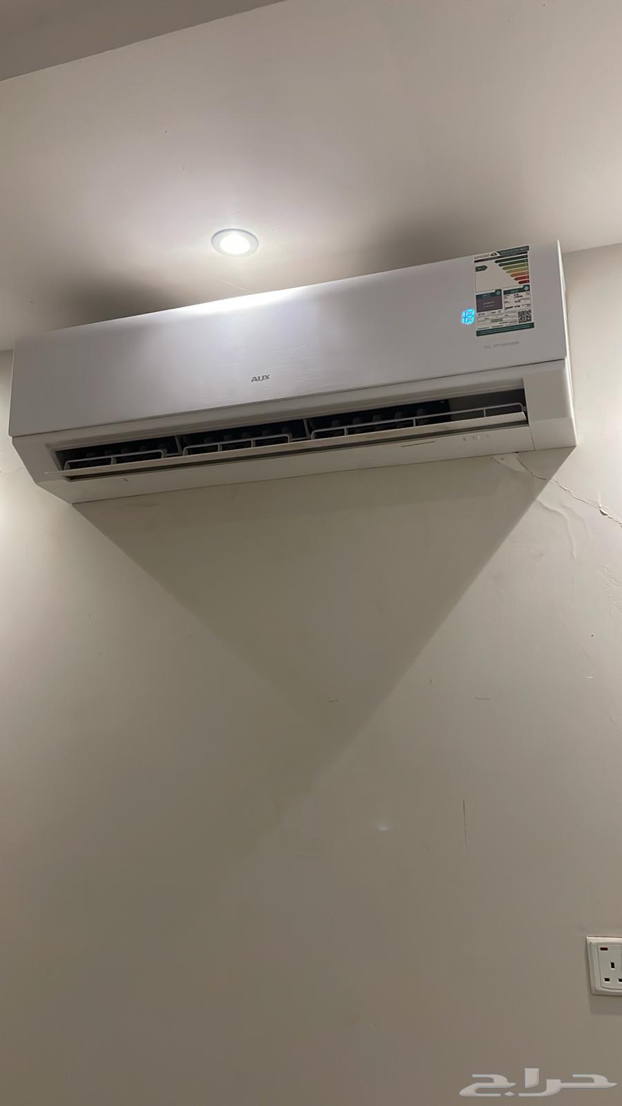 Furniture rest64468996971009110