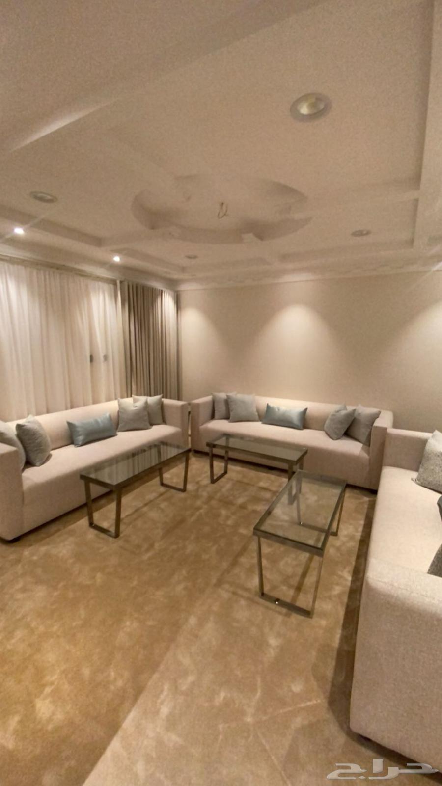 Three-piece serving tables with two zowia tables, the tables are new and never used64469222607362111