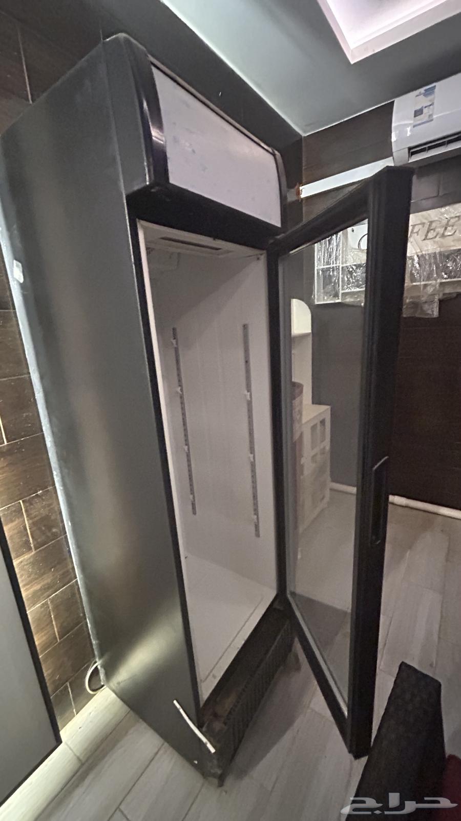 للبيع ثلاجتين ومكينة قهوه64470621405315114