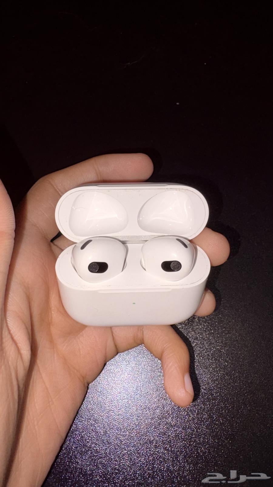 AirPods 3 أصلية ضمان 2025   جدة   450 ريال64466656385795112