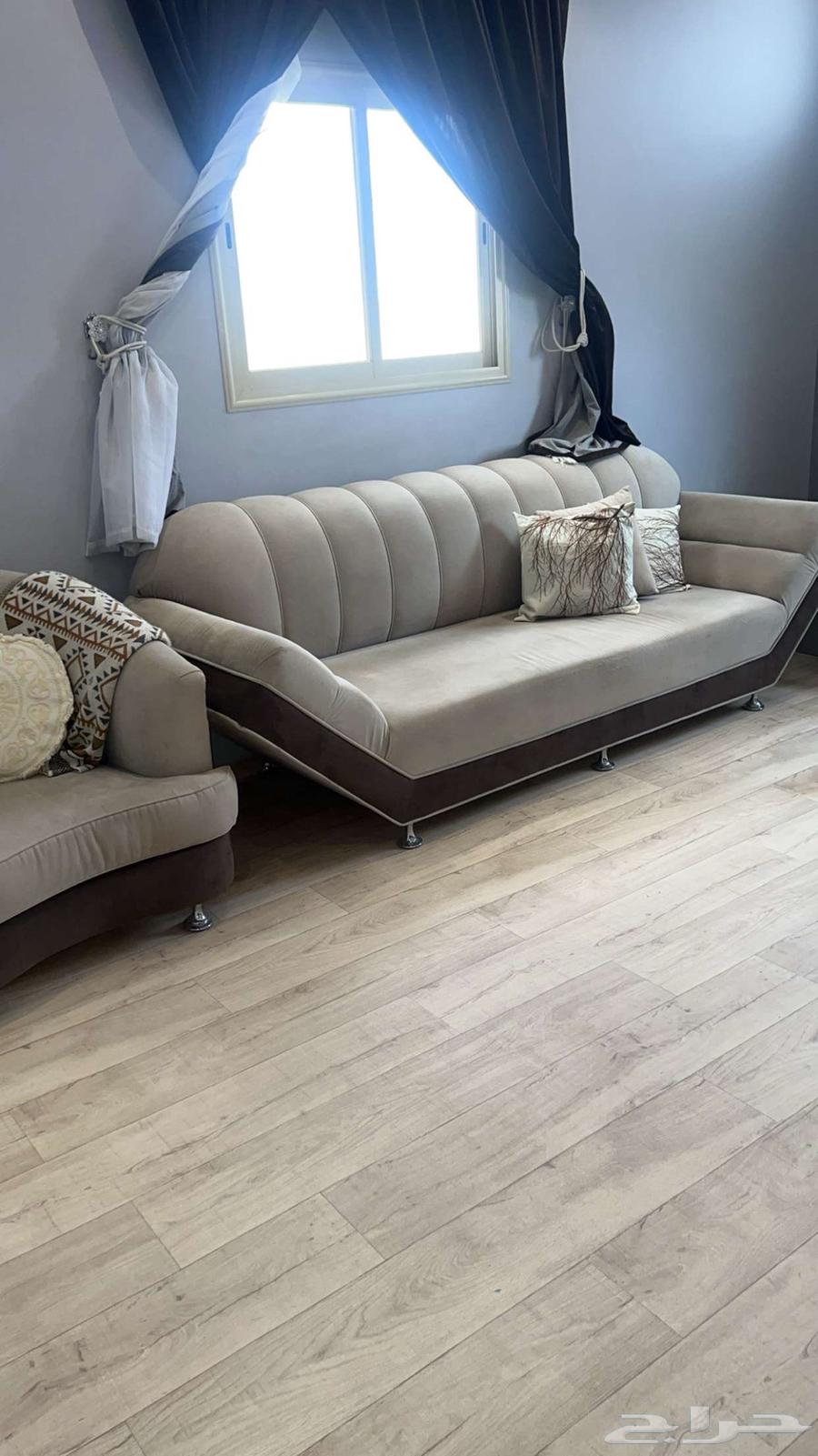 Sofa consisting of four pieces, clean and almost new, and 2 curtains64467564127363110