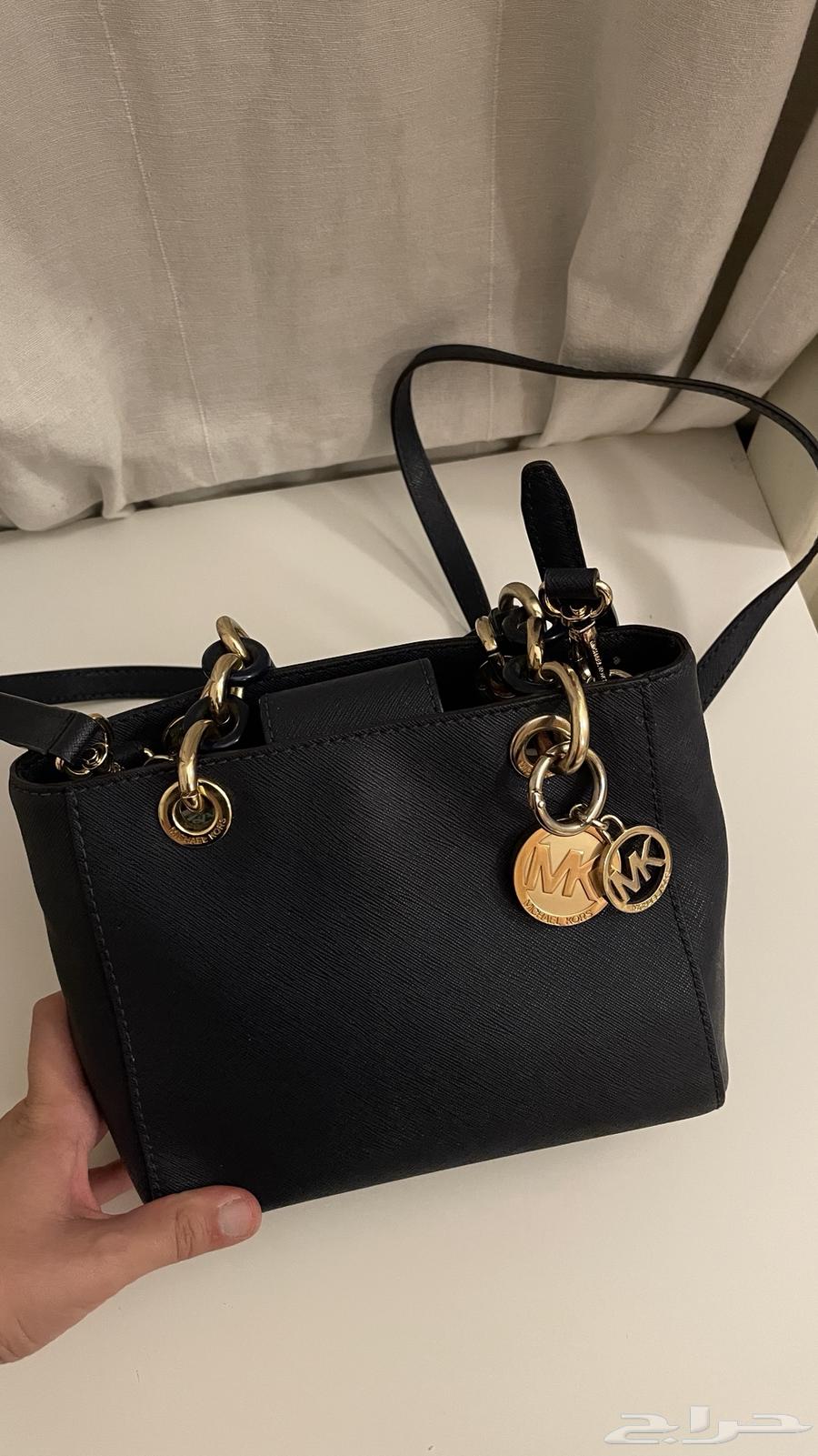 شنطه مايكل كورس اصليه للبيع64464916136835110