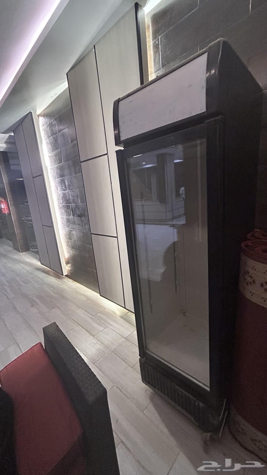 للبيع ثلاجتين ومكينة قهوه64470621405315113