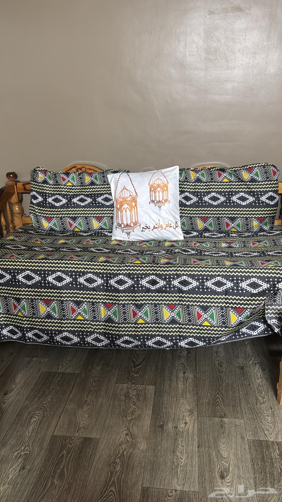 3 كراسي للبيع64466025020675110