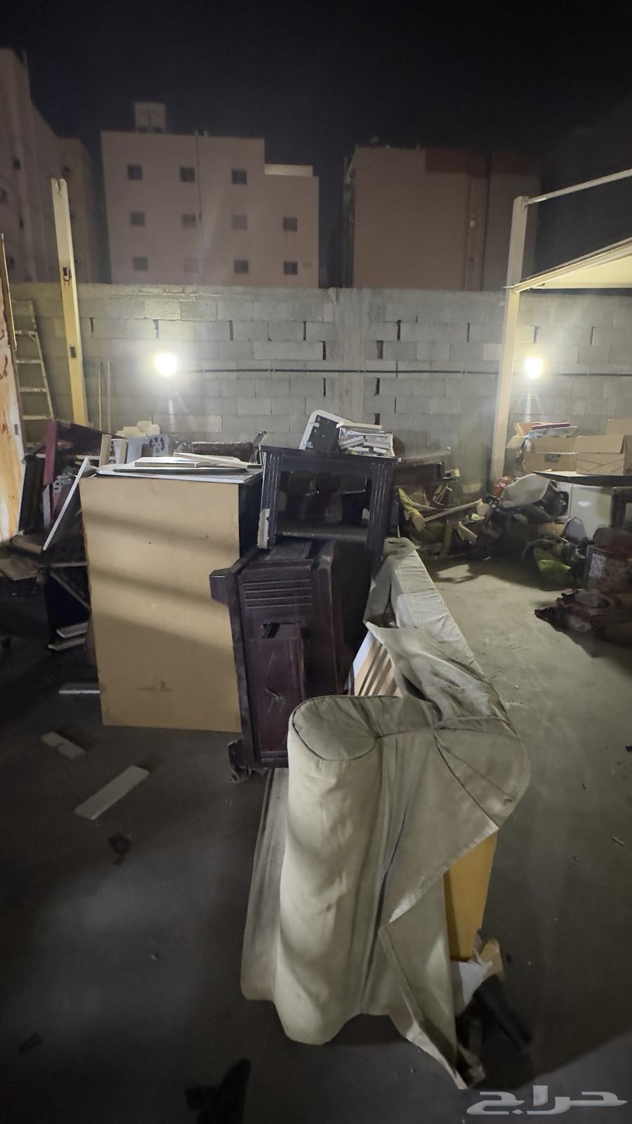 خردة وحديد للبيع64465367485443110