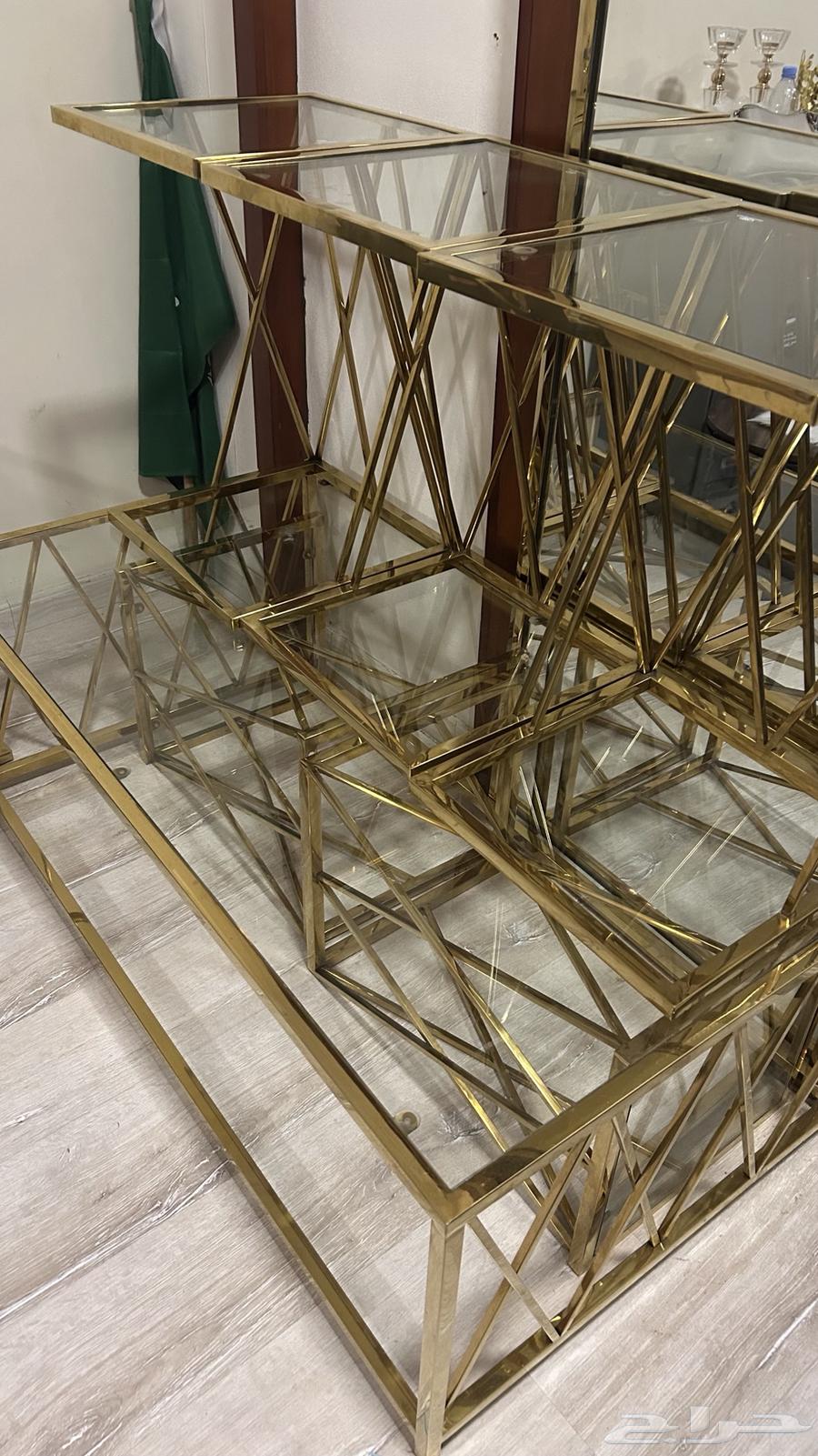 Tables64464604913921112