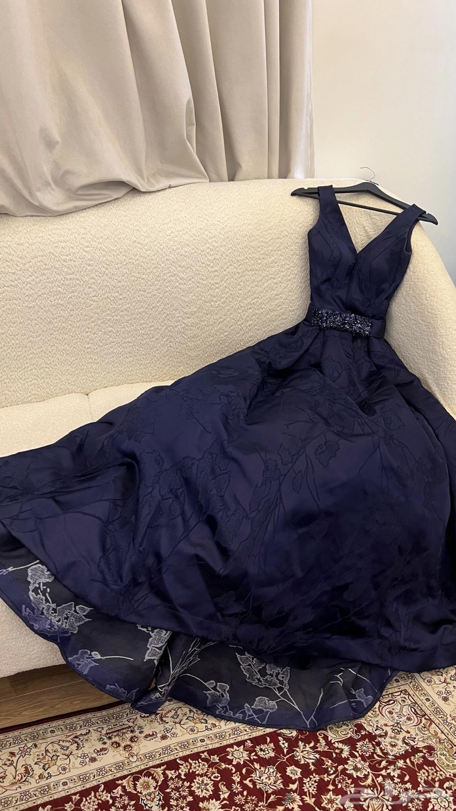 فستان كحلي انيق وطويل من فلامنجو بارك الخبر64467397419010111