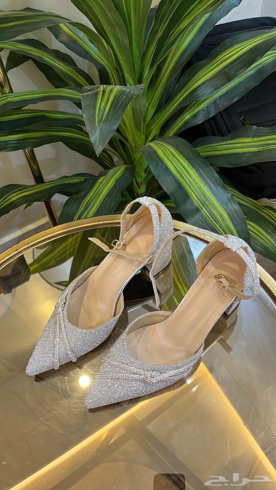 كعب فضي جديد مالبس ولا مره64470388200450111