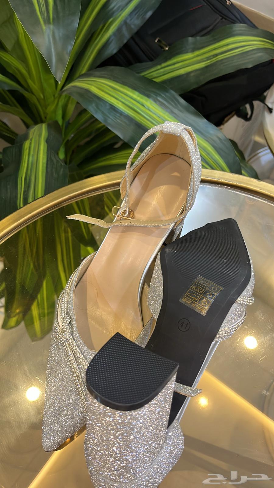 كعب فضي جديد مالبس ولا مره64470388200450112