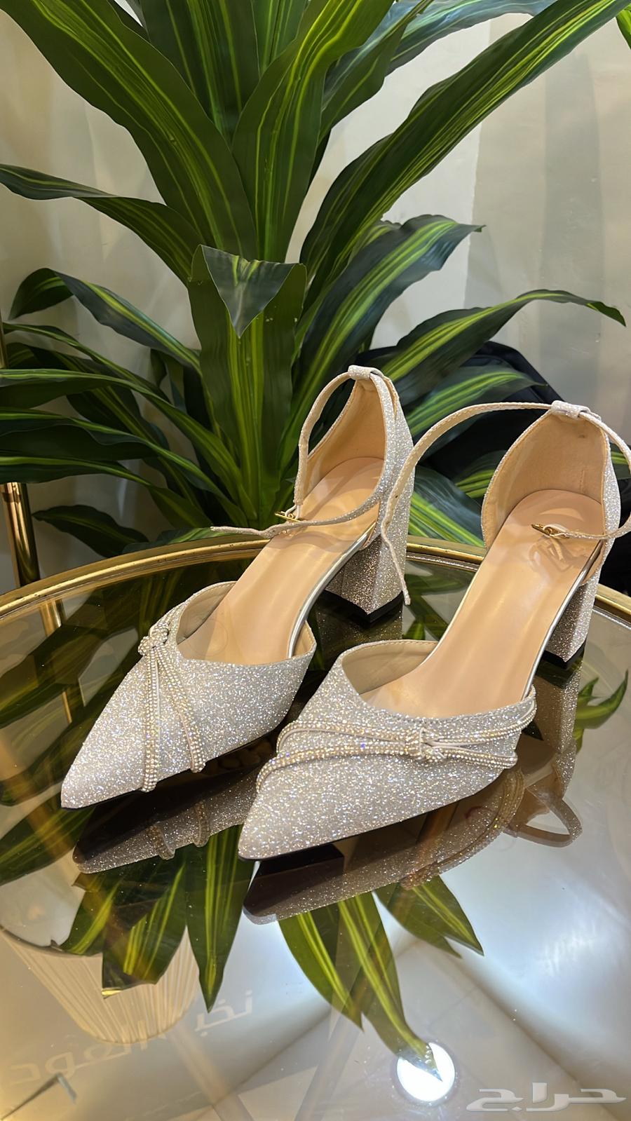 كعب فضي جديد مالبس ولا مره64470388200450110