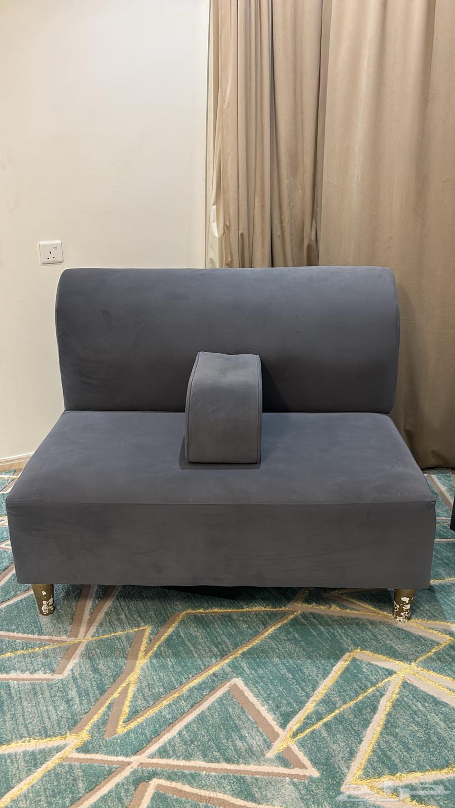 Three new sofa pieces, lightly used for one month64470759417987111