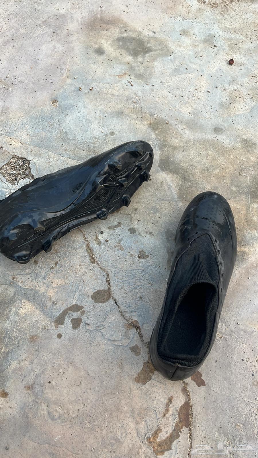 Soccer cleats very light used almost new size 41 first degree studs64465521472131112