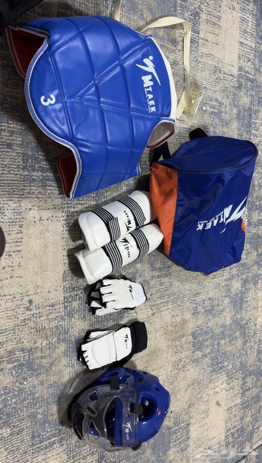 طقم لبس حماية تايكوندو اطفال مع الشنطة مجانا64469879086467110