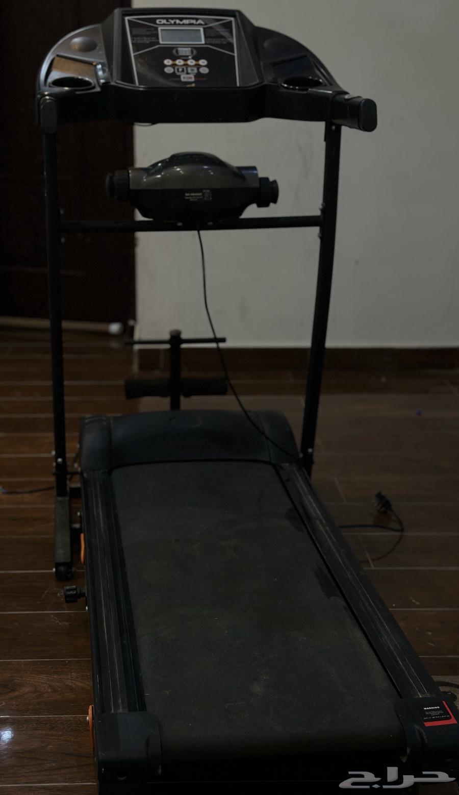 Used treadmill in good condition, does not support heavy weights64469627428995110