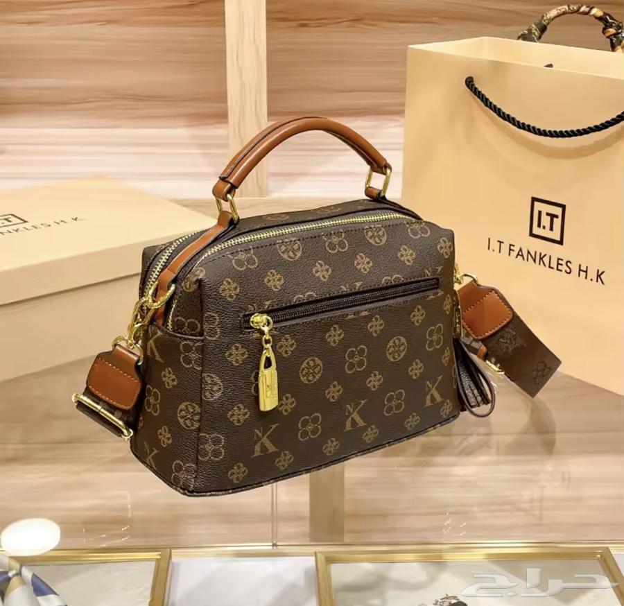 شنط نسائيه ماركه64468636506626114