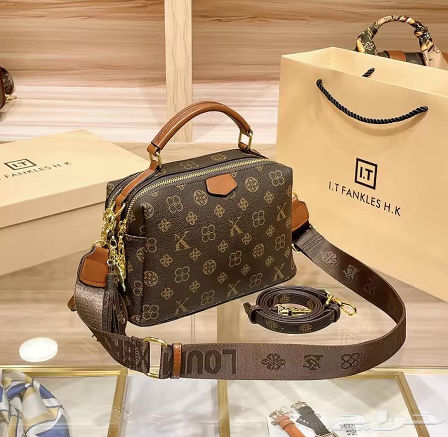 شنط نسائيه ماركه64468636506626112