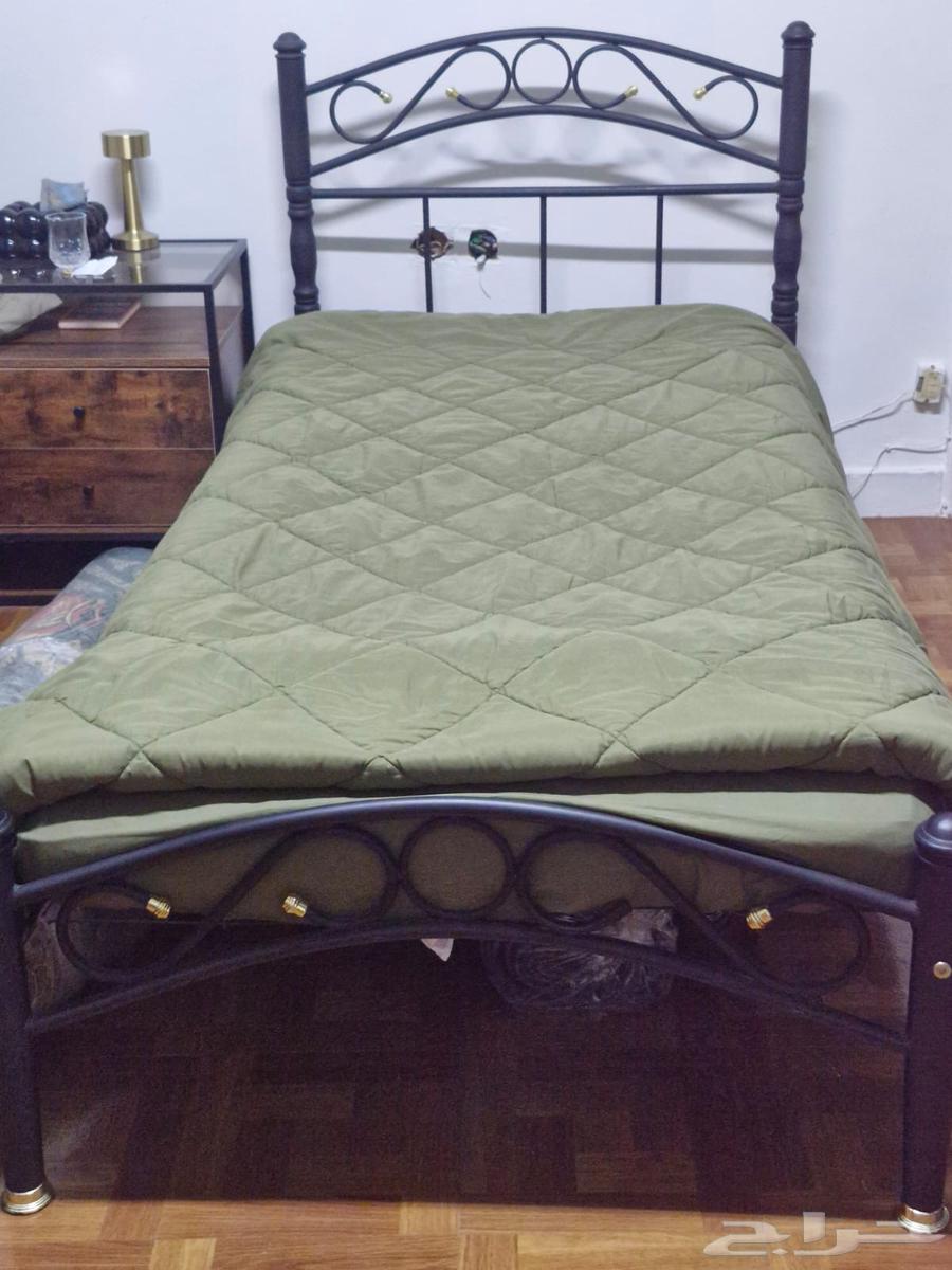 سريرين مفردين للبيع64466947391105111