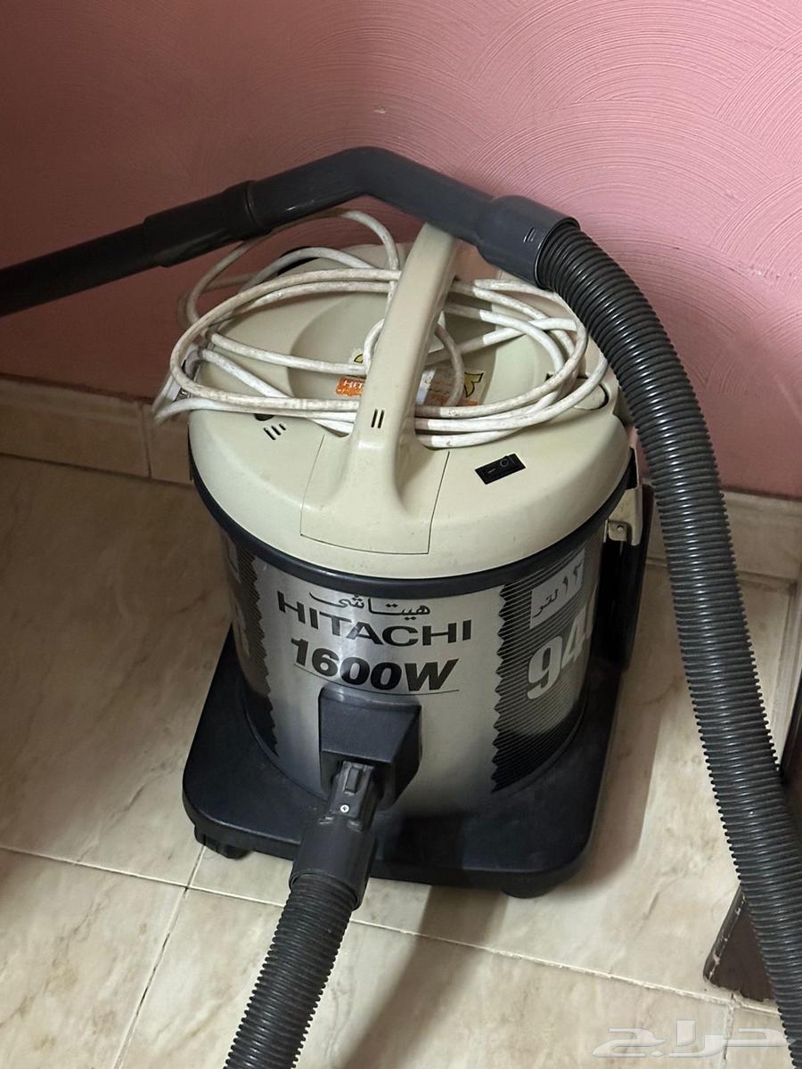 Electric vacuum cleaner, TV, and computer table64468357057025113