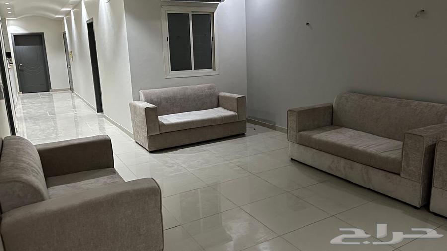 New unused sofa, five pieces, sugar color, reason for sale is relocation64467662640513113