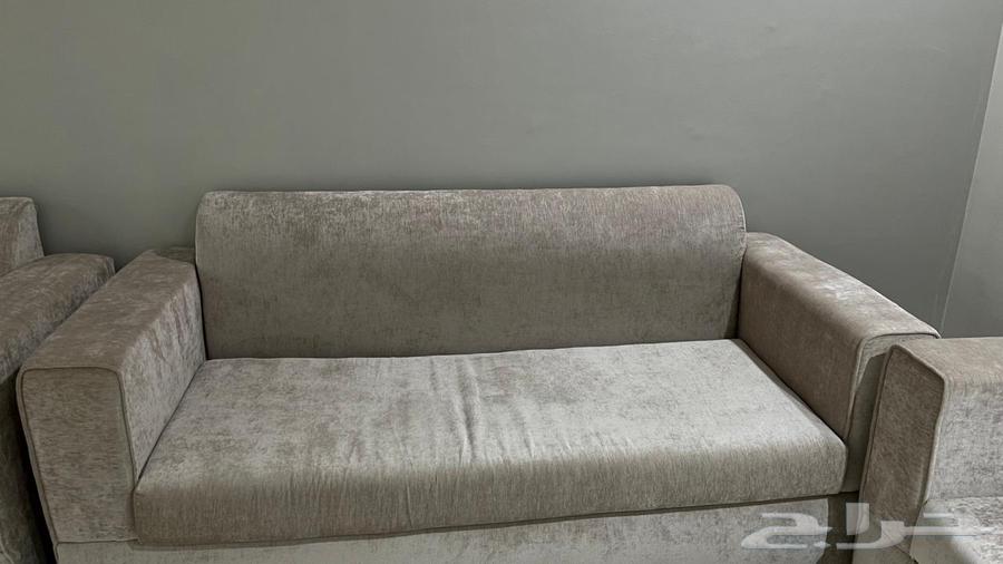 New unused sofa, five pieces, sugar color, reason for sale is relocation64467662640513111