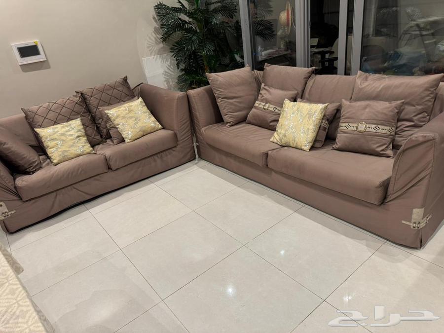 Clean used sofa64467045508867112