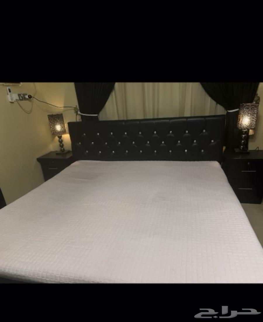 غرفة نوم بحالة ممتازة للبيع ب2000 ريال قابل للتفاوض64469071356931114