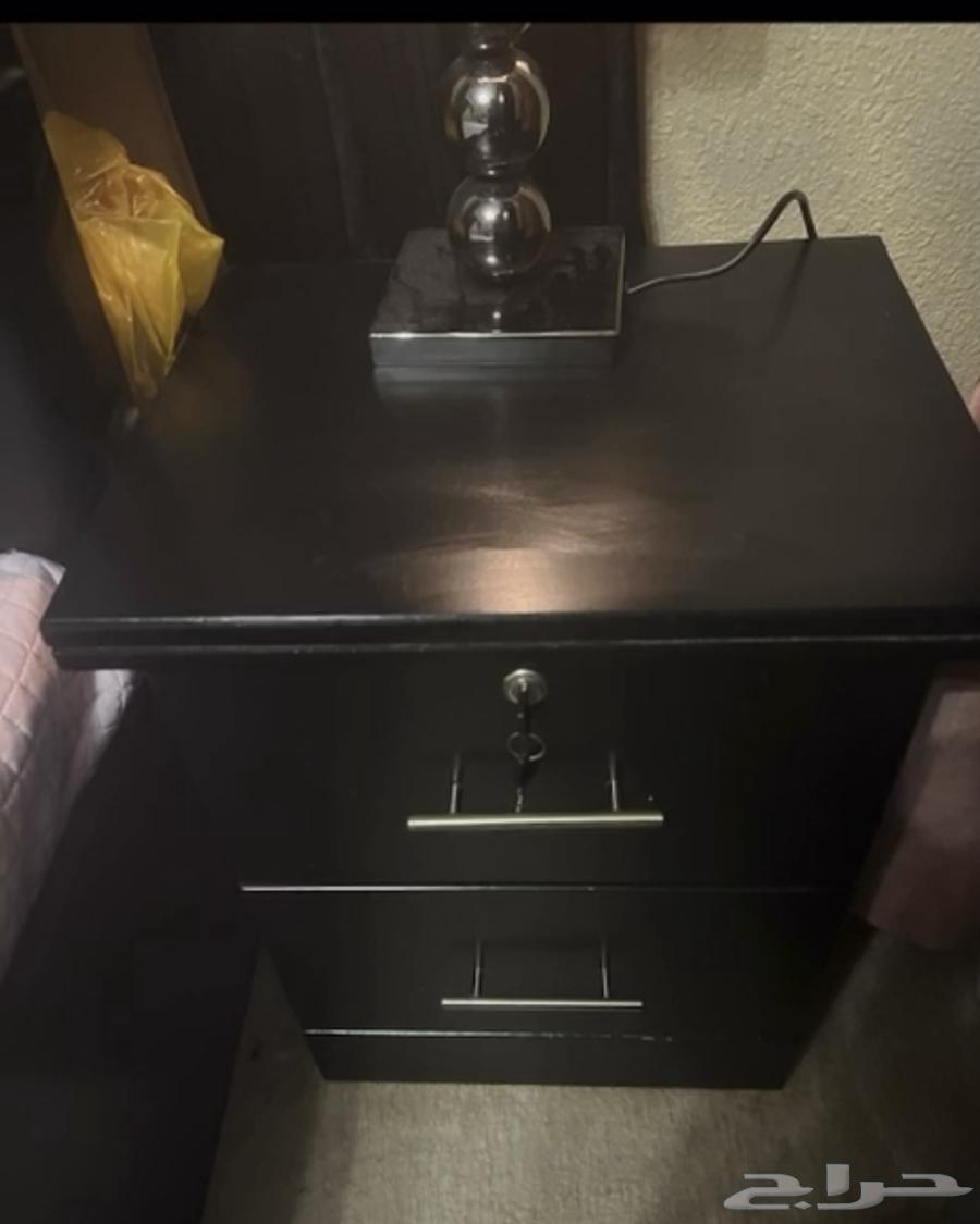 غرفة نوم بحالة ممتازة للبيع ب2000 ريال قابل للتفاوض64469071356931112