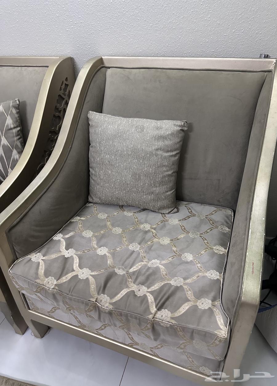 كنب صاله 11 شخص . طقم طاولات 8 قطع . طاوله شاشه64468524521089112