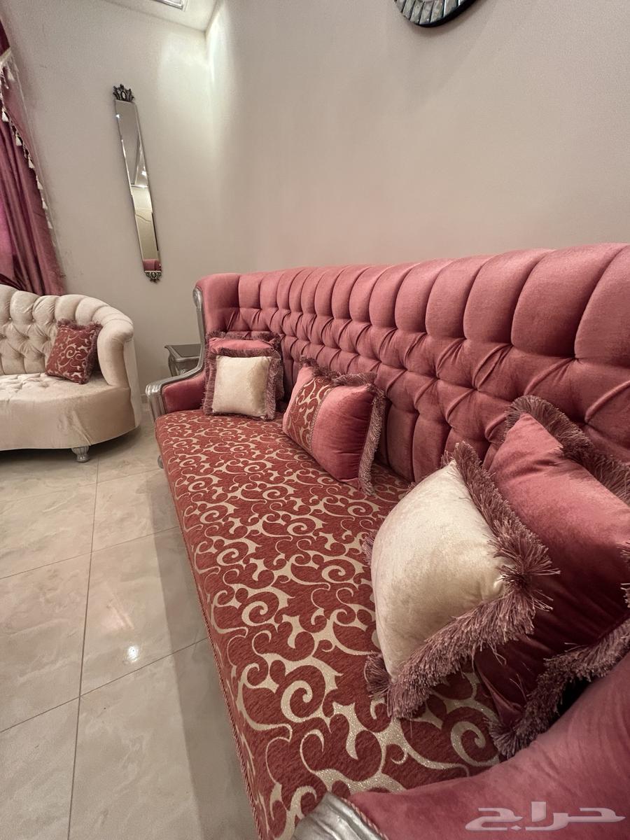 Sofa with star-shaped tables64469976417665113