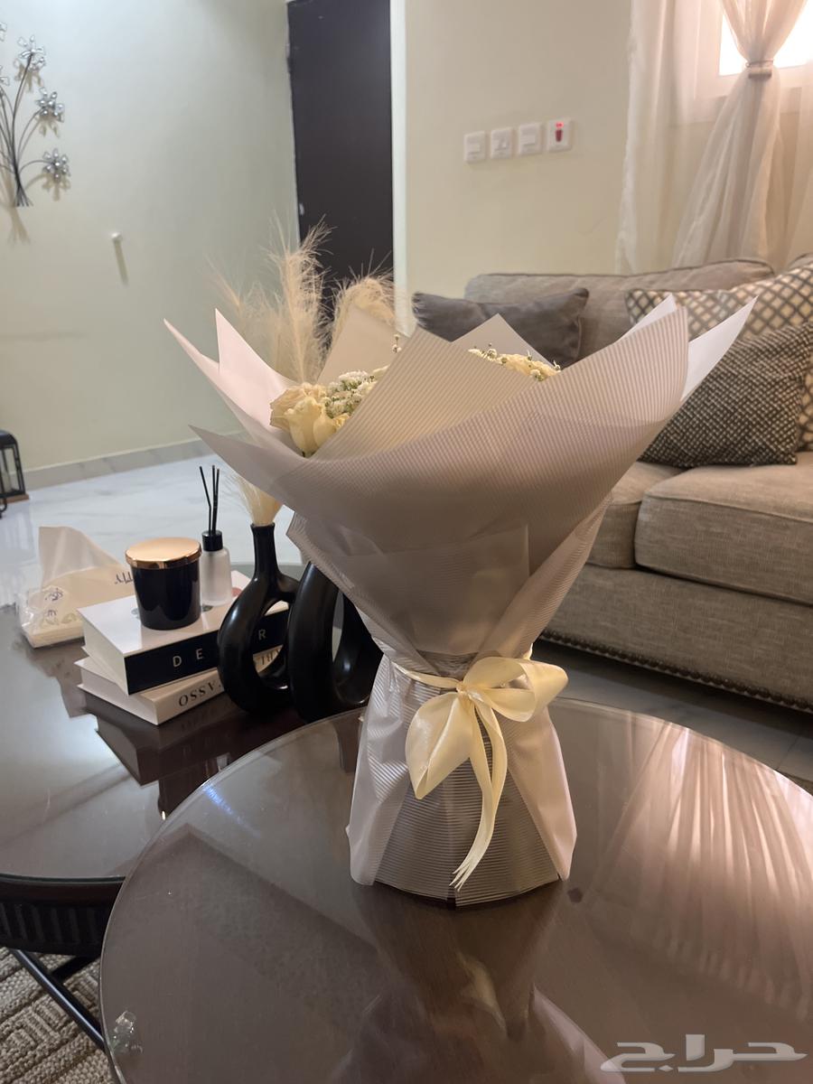 Complete rose set for sale at 480, I'll give you the price and it's negotiable64466989457666112