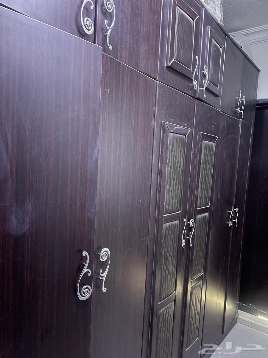 دولاب مستعمل للبيع64468664324226110