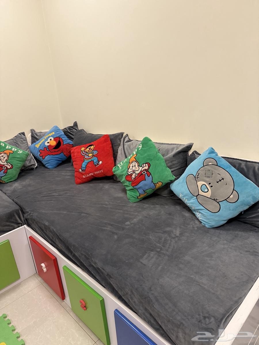 Sofa that is like a bed with storage drawer, strong mattress, and pillows included64465353424771110