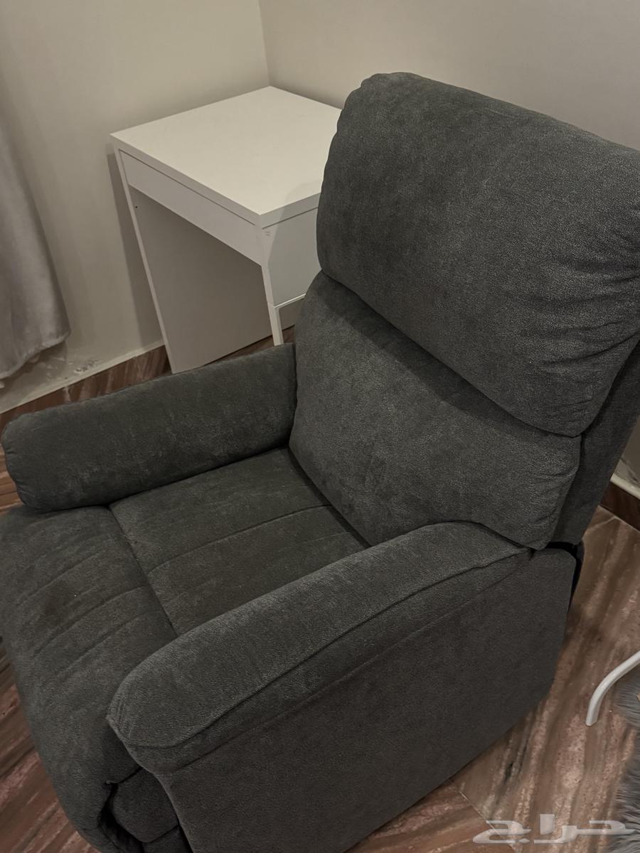 طاوله بيضا ايكيا  كرسي استرخاء من هوم سنتر64464493149825111